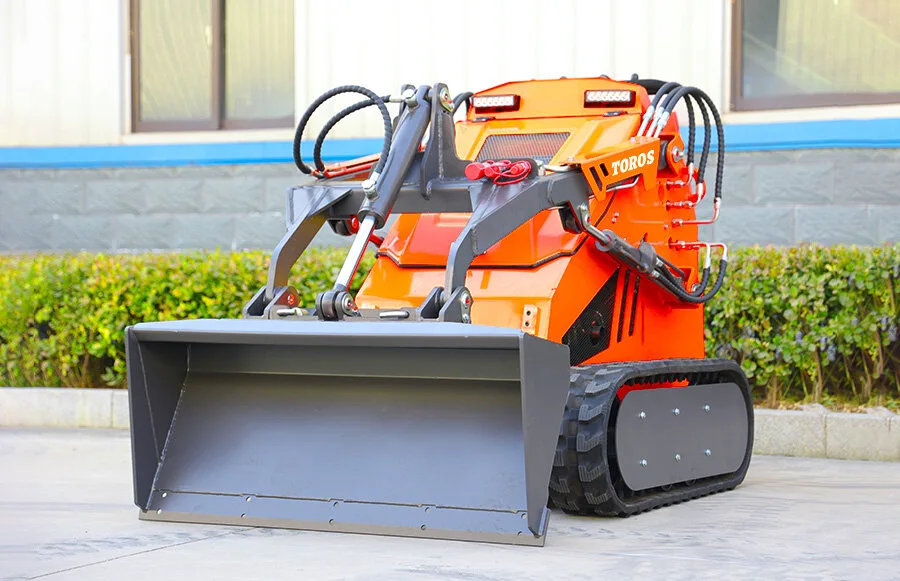 TRS-480 Tracked stand-on format