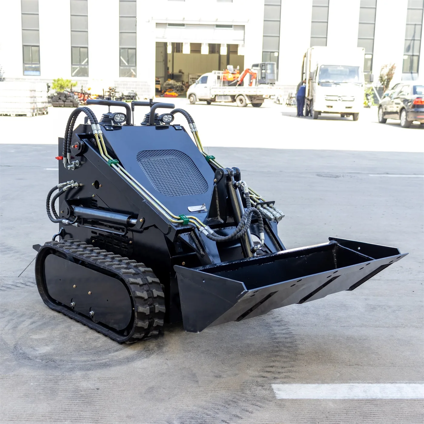 HIGHTOP HT380 Mini Skid Steer